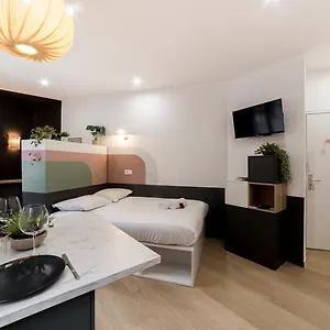 - Proche Metro Ail Appartement
