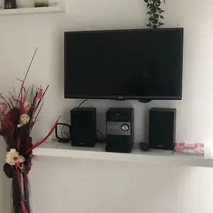  Appartement Studio Neuf, équipé, Parking Prive France
